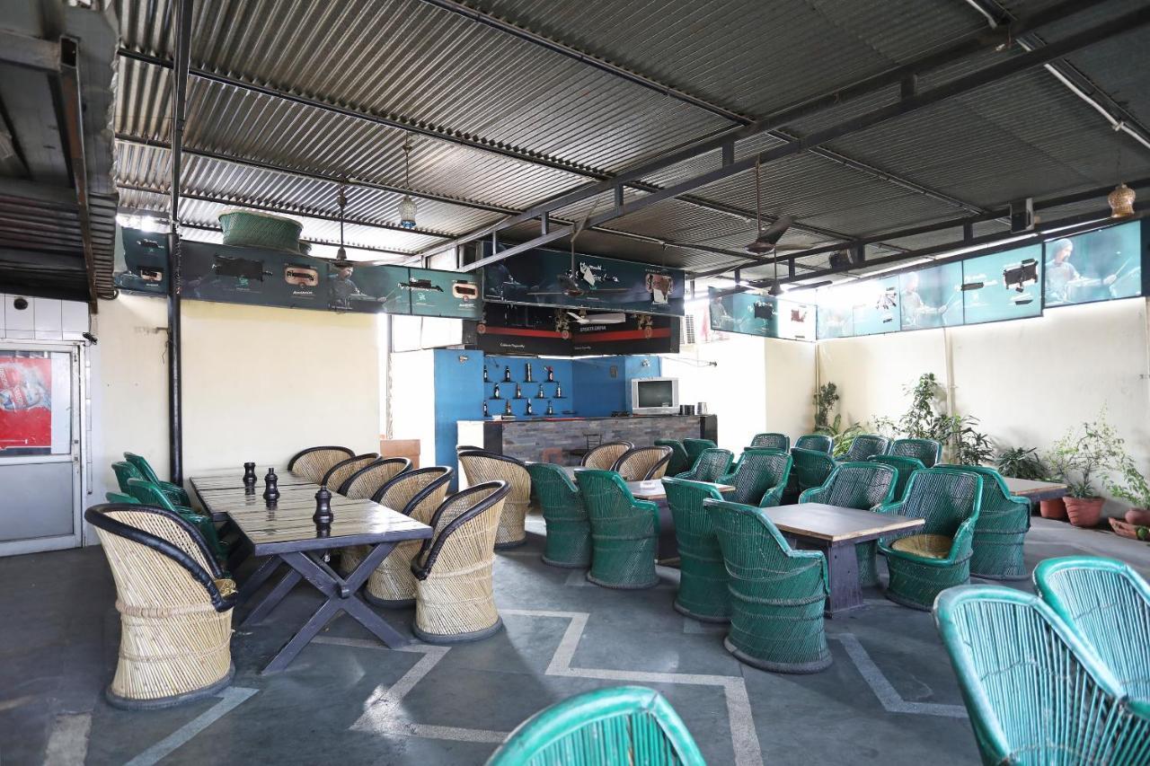 ג'איפור Flagship 10282 Hotel Rishi מראה חיצוני תמונה