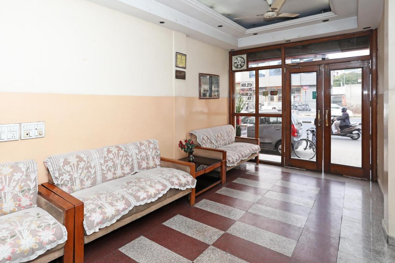 ג'איפור Flagship 10282 Hotel Rishi מראה חיצוני תמונה